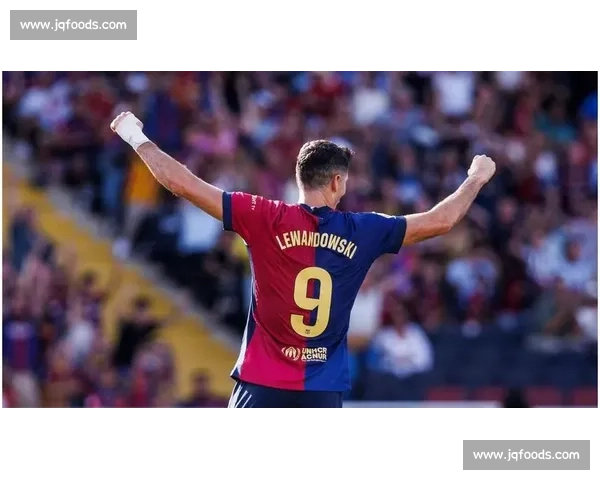 足坛逆龄传奇！C 罗 40 岁神级脚步再掀风暴，网友惊呼：这动作绝了！